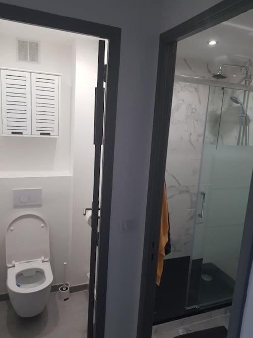 Appartement Superbe T3 Climatise Avec Balcon Parking Public Gratuit à Marseille Extérieur photo