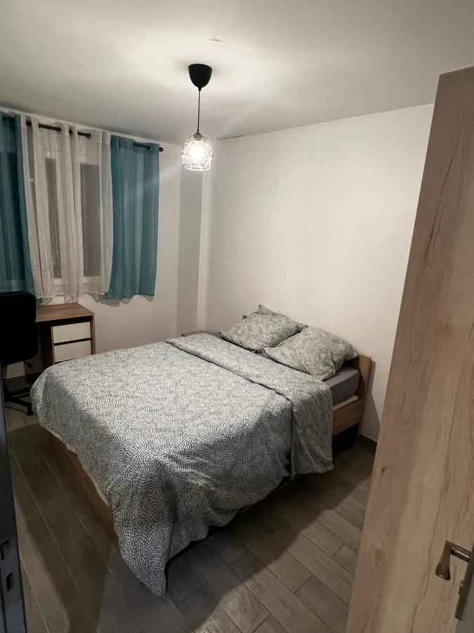 Appartement Superbe T3 Climatise Avec Balcon Parking Public Gratuit à Marseille Extérieur photo
